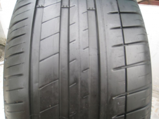 ขายยาง MICHELIN PILOT SPORT3 215-55-16 ปี 3010 (1 คู่) ( 081-3747940)