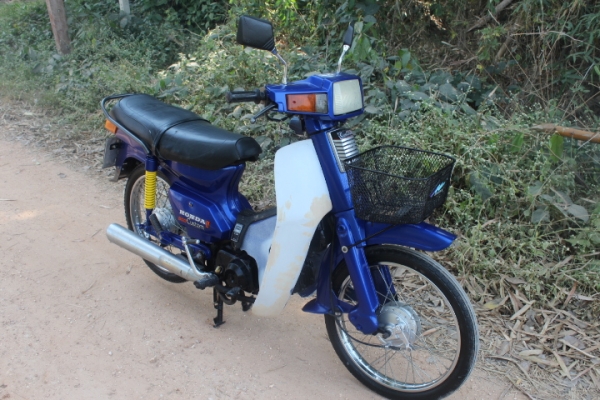 คัสต้อมทะเบียนโอนภาษี2555สภาพสวยแต่ราคาถูกมาก7800บาทเท่านั้น