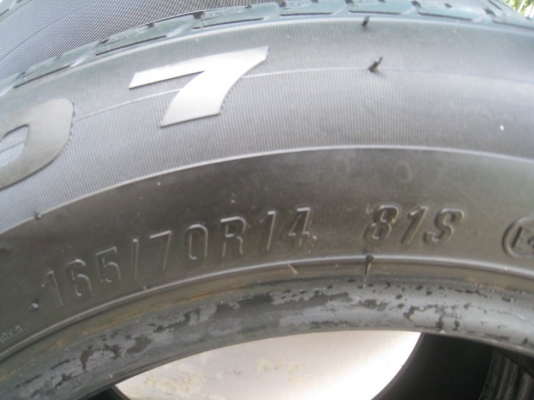 ขายยาง maxxis ma-307 165/70r14 ปี11(1คู่)(081-3747940)