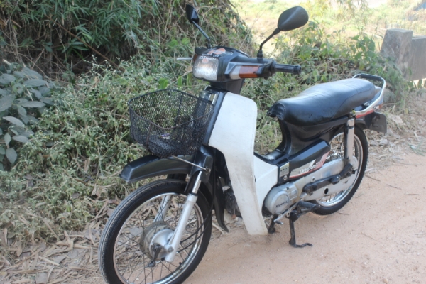 ดรีมคุรุสภาทะเบียนโอนภาษีเต็มราคาถูก10800บาท