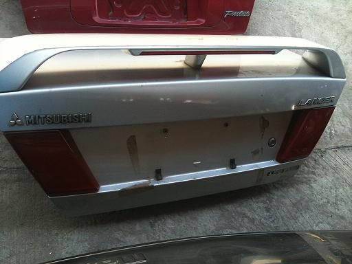 ขาย ฝาท้าย หลายรุ่น คับ