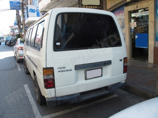 รถตู้ ยี่ห้อ NISSNA 10 ที่นั่ง