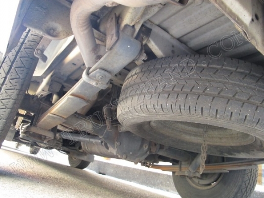 รถตู้ ยี่ห้อ NISSNA 10 ที่นั่ง