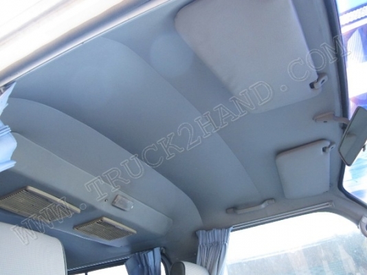 รถตู้ ยี่ห้อ NISSNA 10 ที่นั่ง