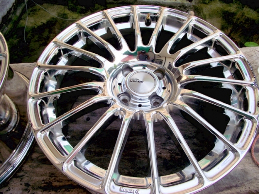 ล้อ advan vip ขอบ 17 ขนาด 4 รู100