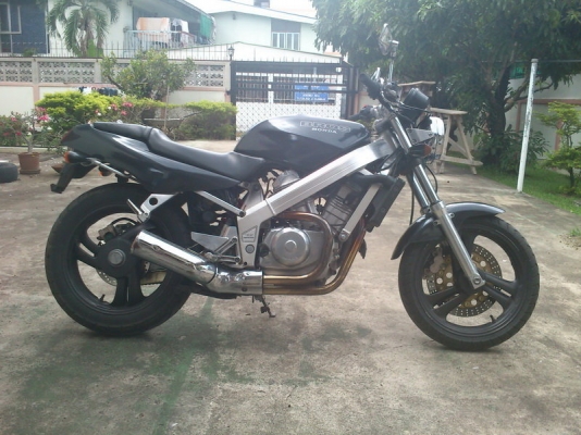 ขาย Honda Bros 400 สรรพสามิตรแล้ว 39000 บาทครับ