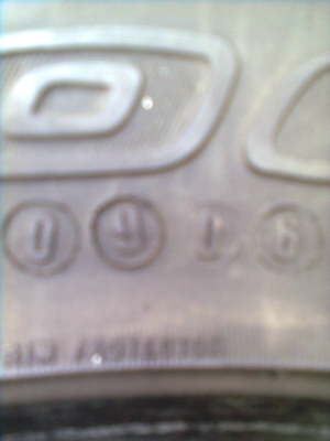 ปรับราคาขายใหม่ขายยาง BF ขนาด 235/70R16 ยางปี 06  จำนวน 4 เส้น