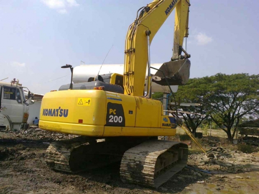 ขายโคมัสซุ 200-8 ซีเรียล8x,xxx ไฟฟ้าครบ เอกสารเล่มทะเบียน ราคา2,500,000 บาท ขายโคมัสซุ 200-8 ซีเรียล8x,xxx ไฟฟ้าครบ เอกสารเล่มทะเบียน ราคา2,500,000 บาท