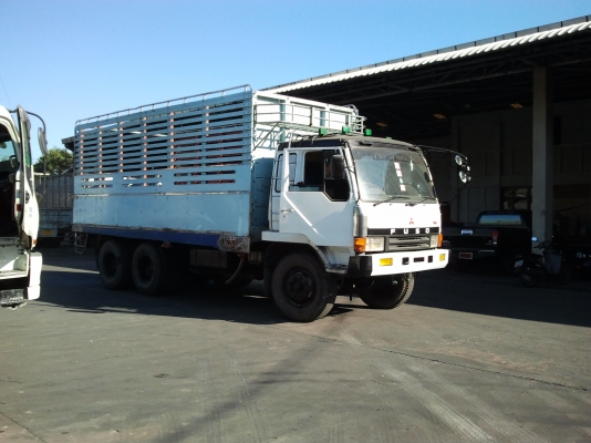 อยากได้ไฟแน้นจัดสิบล้อ
