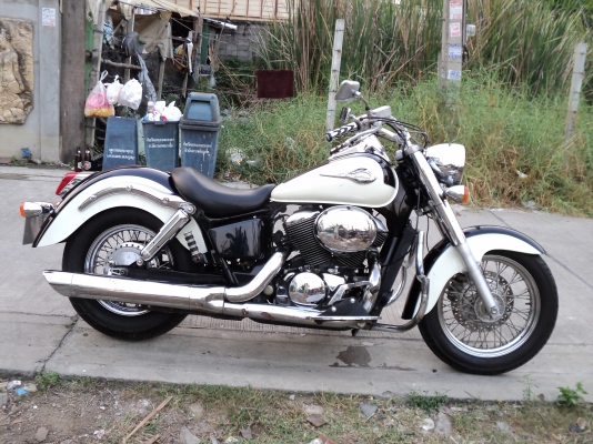 วุฒินนบุรี// ชาโด้400ปี2000คลาสสิคสภาพสวยๆเครื่องดีมากรถใช้น้อยมีทะเบียนพร้อมโอน