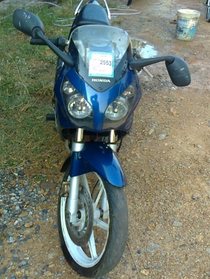 Honda CBR 150 CC. Honda CBR 150 CC.