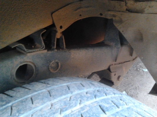 ขาย กระบะแค็ป MISU L200 AEROBODY ปี37/94 เครื่อง2.5 84HP แรงๆ ไม่หลวม พ.พาวเวอร์ แอร์เย็น ภายในดี คอนโซลครบ ช่วงล่างปึ๊ก คัสซีสวยไม่ผุไม่ดาม พื้นปูกระบะ โรลบาร์ สีมีแตก มีลอก พร้อมใช้พร้อมลุยงาน ราคาต่อรองได้ครับ