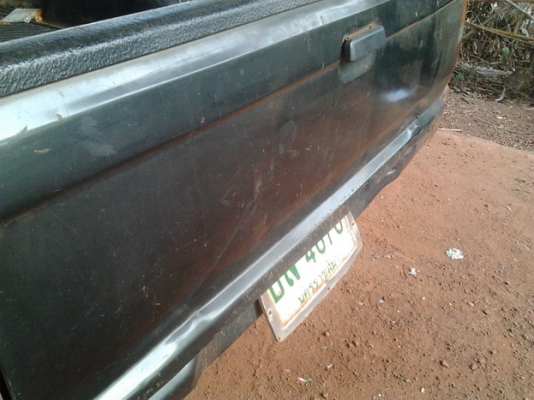 ขาย กระบะแค็ป MISU L200 AEROBODY ปี37/94 เครื่อง2.5 84HP แรงๆ ไม่หลวม พ.พาวเวอร์ แอร์เย็น ภายในดี คอนโซลครบ ช่วงล่างปึ๊ก คัสซีสวยไม่ผุไม่ดาม พื้นปูกระบะ โรลบาร์ สีมีแตก มีลอก พร้อมใช้พร้อมลุยงาน ราคาต่อรองได้ครับ