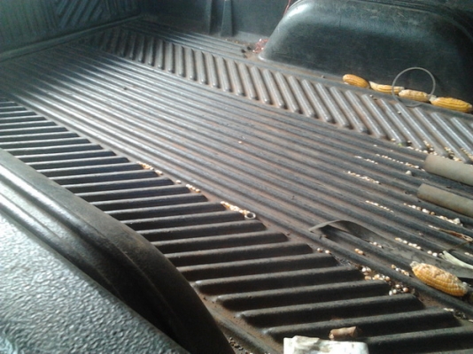 ขาย กระบะแค็ป MISU L200 AEROBODY ปี37/94 เครื่อง2.5 84HP แรงๆ ไม่หลวม พ.พาวเวอร์ แอร์เย็น ภายในดี คอนโซลครบ ช่วงล่างปึ๊ก คัสซีสวยไม่ผุไม่ดาม พื้นปูกระบะ โรลบาร์ สีมีแตก มีลอก พร้อมใช้พร้อมลุยงาน ราคาต่อรองได้ครับ