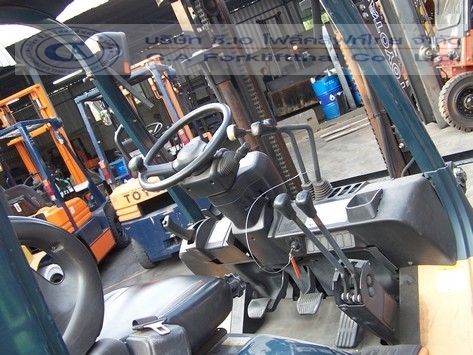 ขายรถ โฟล์คลิฟท์ TOYOTA รุ่น 7-FD20 ขายรถ โฟล์คลิฟท์ TOYOTA รุ่น 7-FD20