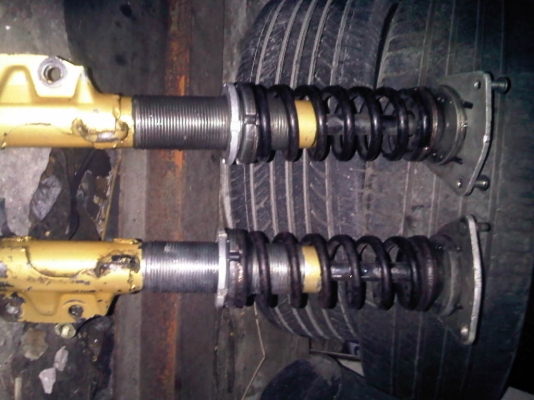 ลดราคาแล้วครับ2500ขายถูกๆโช๊คสตัดปรับเกียวของเก่านอกหัวโช๊คปรับสไลค์ใด้ ถอดออกจากออนด้าแจ๊ด