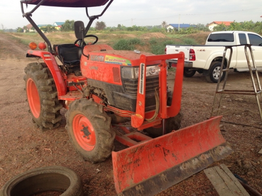 รถไถ KUBOTA L3408