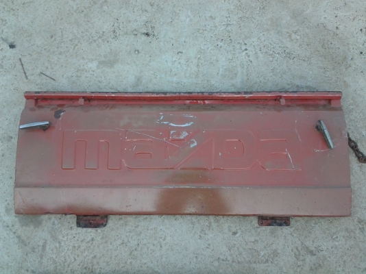 JOECLASICCขายอะไหล่มาสด้า1000หลายรายการสนใจโทรสอบฤามได้.