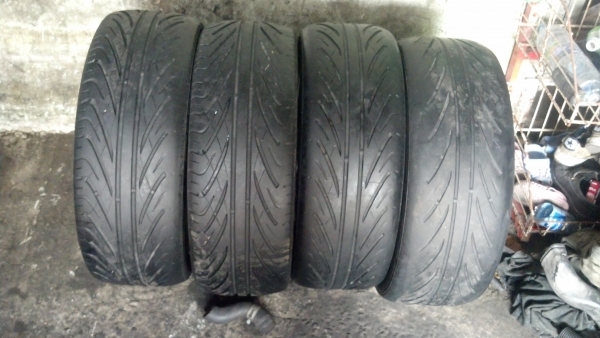 แม็กนอกขอบ17 พร้อมยาง 215 45 17 ราคา 7700 บาท แม็กนอกขอบ17 พร้อมยาง 215 45 17 ราคา 7700 บาท