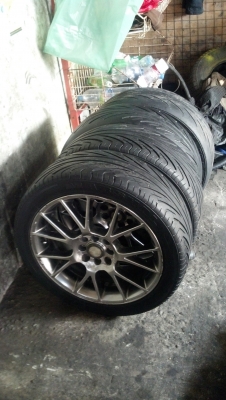 แม็กนอกขอบ17 พร้อมยาง 215 45 17 ราคา 7700 บาท แม็กนอกขอบ17 พร้อมยาง 215 45 17 ราคา 7700 บาท