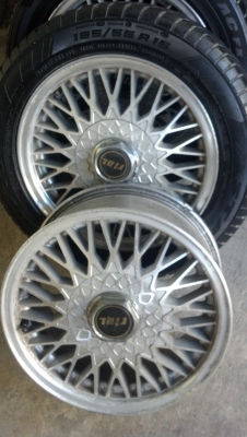 แม็ก ขอบ15 พร้อมยางดอกสวยๆ 5 เส้น