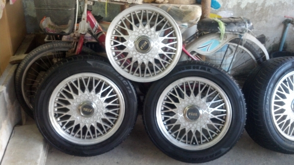 แม็ก ขอบ15 พร้อมยางดอกสวยๆ 5 เส้น