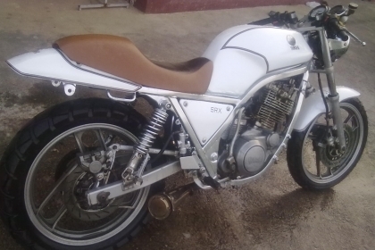 ขายsrx400 สภาพดี inv.-สพม เครื่องดี ขี่ง่าย เห็นต่อกันเยอะเปิดที่35000