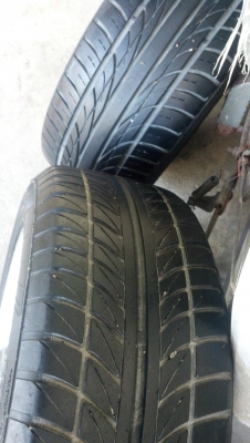 ขายแม็ก ขอบ15 พร้อมยางดอกสวยๆ 5 เส้น ราคา 6700 บาท ขายแม็ก ขอบ15 พร้อมยางดอกสวยๆ 5 เส้น ราคา 6700 บาท