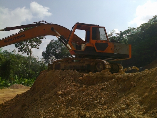 แบคโฮ200 SUMITOMO 280EA เครื่องแห้ง เอวแน่น โซ่เต็ม