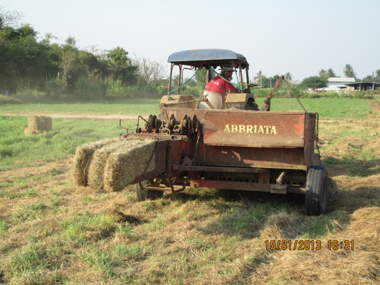 ขายเครื่องอัดฟาง อัตโนมัติ