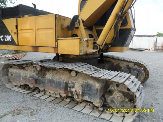 Komatsu PC200-2