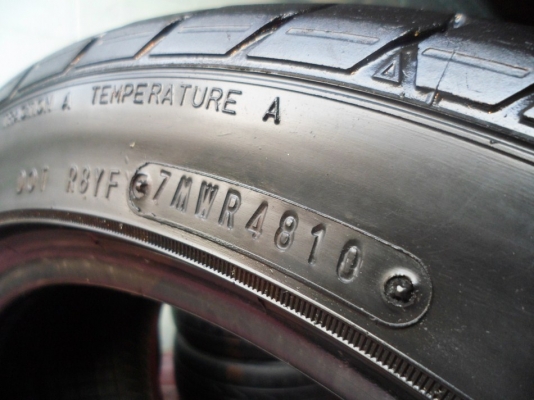 ยาง195/45/16(ดอกสวยๆไม่มีป่ะ 2เส้น ) ปี4810.DUNLOP.sport2030ขาย1,800฿