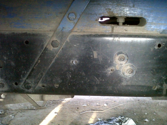 ขายด่วน  NPR115 ปี 2536 ห้างแท้ รถเดิมบางทั้งคัน สวยพร้อมใช้งาน