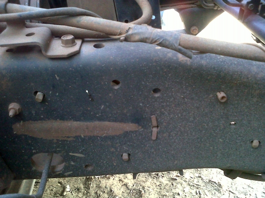 ขายด่วน  NPR120 ปี 2543 ห้างแท้ ( รถเบีรย์ช้าง  )รถเดิมบางทั้งคันสวย