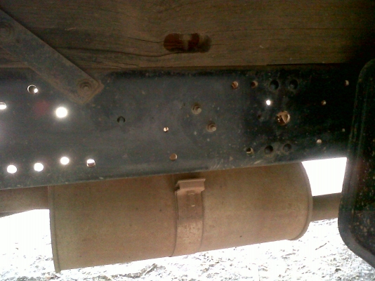 ขายด่วน  NPR120 ปี 2543 ห้างแท้ ( รถเบีรย์ช้าง  )รถเดิมบางทั้งคันสวย