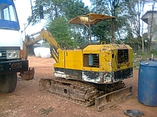 แบ้คโฮเล็ก KOMATSU PC30 เครื่องสองสูบ สภาพพร้อมใช้