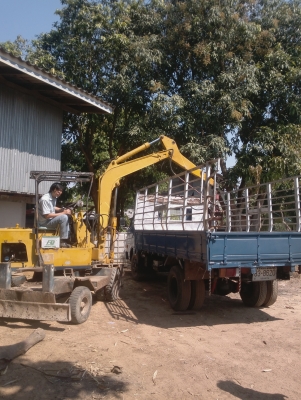 ขายแบคโฮล้อยางคีบไม้หมุนได้