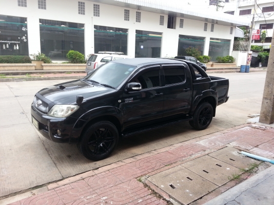 แม็ก+ยาง ขอบ 20 นิ้ว6รู กระบะยกสูงยาง265/50/20 ดอกหนาๆ ทั้ง4เส้น