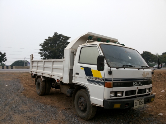 ฟิตเปรี้ยะๆสวยๆ 6ล้อดั้ม ออกห้าง  กระจกไฟฟ้า