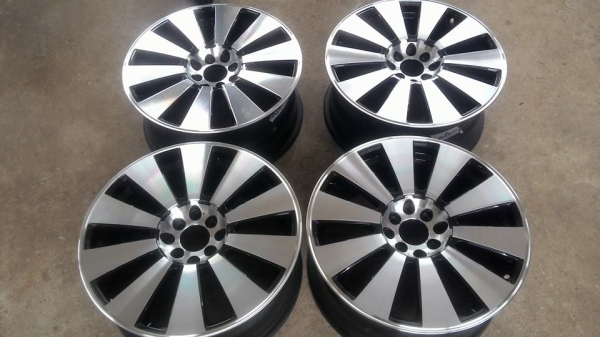 ขายแม็กขอบ 17 4รู100-114 ใส่เก๋งได้ทุกรุ่น