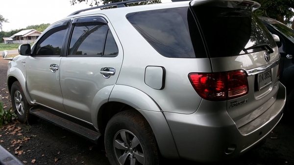 ***ขายแล้วครับขอบคุณ Truck2hand ขายสวยๆเดิมๆ TOYOTA FORTUNER 3.0V AUTO 4WD AIRBAGคู่/ABS ตัวท็อป ปี48/05 เครื่องเดิมเกียร์เดิม ไมล์12×,××× พ.พาวเวอร์ Multifunction ,Park Sensor,Cruse Control แอร์ CD-MP3 เบาะหนัง ก ***ขายแล้วครับขอบคุณ Truck2hand ขายสวยๆเดิมๆ TOYOTA FORTUNER 3.0V AUTO 4WD AIRBAGคู่/ABS ตัวท็อป ปี48/05 เครื่องเดิมเกียร์เดิม ไมล์12×,××× พ.พาวเวอร์ Multifunction ,Park Sensor,Cruse Control แอร์ CD-MP3 เบาะหนัง ก