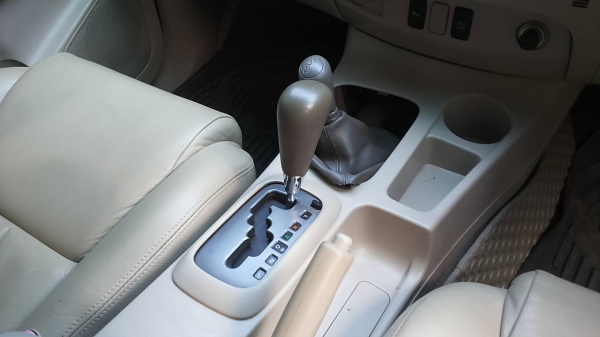 ***ขายแล้วครับขอบคุณ Truck2hand ขายสวยๆเดิมๆ TOYOTA FORTUNER 3.0V AUTO 4WD AIRBAGคู่/ABS ตัวท็อป ปี48/05 เครื่องเดิมเกียร์เดิม ไมล์12×,××× พ.พาวเวอร์ Multifunction ,Park Sensor,Cruse Control แอร์ CD-MP3 เบาะหนัง ก ***ขายแล้วครับขอบคุณ Truck2hand ขายสวยๆเดิมๆ TOYOTA FORTUNER 3.0V AUTO 4WD AIRBAGคู่/ABS ตัวท็อป ปี48/05 เครื่องเดิมเกียร์เดิม ไมล์12×,××× พ.พาวเวอร์ Multifunction ,Park Sensor,Cruse Control แอร์ CD-MP3 เบาะหนัง ก