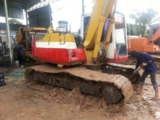 ขายรถ แบคโฮ KOMATSU