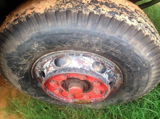 **520,000 บ.ต่อรอง**ขาย10ล้อเพลาเดียวท้ายลาดขึ้นแบคโฮ120 MITSU FUSO FN225K 6D15-170HP เดิม2เพลาตอนเพลาเดียว เครื่องเดิมเกียร์เดิม 170แรง เครื่องแน่นๆแห้งดี ไม่เยิ้ม เกียร์เดิมไม่หลุดไม่หอน ช่วงล่างตอนเพลาเดียว คัสซีสวยเดิม ไม่ปะไม่ดาม หางต่อใหม่สวยๆ พื้นส **520,000 บ.ต่อรอง**ขาย10ล้อเพลาเดียวท้ายลาดขึ้นแบคโฮ120 MITSU FUSO FN225K 6D15-170HP เดิม2เพลาตอนเพลาเดียว เครื่องเดิมเกียร์เดิม 170แรง เครื่องแน่นๆแห้งดี ไม่เยิ้ม เกียร์เดิมไม่หลุดไม่หอน ช่วงล่างตอนเพลาเดียว คัสซีสวยเดิม ไม่ปะไม่ดาม หางต่อใหม่สวยๆ พื้นส