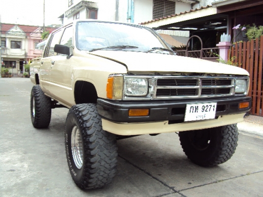 ขาย Hero 4ประตู คับ