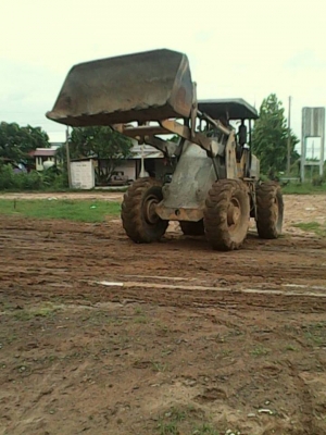 ***ขายแล้วครับขอบคุณ Truck2hand ขายรถตักล้อยาง WHEEL-LOADERS FIAT-ALLIS 345-B เอวแข็ง เครื่องยนต์ 4สูบ 80HP เครื่องดี แรงดี ปั้มดี ทำงานปกติ บุ้งกี๋สภาพดี แขนเดิม ไม่แตกไม่ร้าว ยางดี4เส้น บอดี้เดิม สีสันพอได้ รถใช้งานทำงานปกติ ทำงานดีเร็ว ยกดีตักดีไม่ยุบ ***ขายแล้วครับขอบคุณ Truck2hand ขายรถตักล้อยาง WHEEL-LOADERS FIAT-ALLIS 345-B เอวแข็ง เครื่องยนต์ 4สูบ 80HP เครื่องดี แรงดี ปั้มดี ทำงานปกติ บุ้งกี๋สภาพดี แขนเดิม ไม่แตกไม่ร้าว ยางดี4เส้น บอดี้เดิม สีสันพอได้ รถใช้งานทำงานปกติ ทำงานดีเร็ว ยกดีตักดีไม่ยุบ