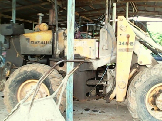 ***ขายแล้วครับขอบคุณ Truck2hand ขายรถตักล้อยาง WHEEL-LOADERS FIAT-ALLIS 345-B เอวแข็ง เครื่องยนต์ 4สูบ 80HP เครื่องดี แรงดี ปั้มดี ทำงานปกติ บุ้งกี๋สภาพดี แขนเดิม ไม่แตกไม่ร้าว ยางดี4เส้น บอดี้เดิม สีสันพอได้ รถใช้งานทำงานปกติ ทำงานดีเร็ว ยกดีตักดีไม่ยุบ ***ขายแล้วครับขอบคุณ Truck2hand ขายรถตักล้อยาง WHEEL-LOADERS FIAT-ALLIS 345-B เอวแข็ง เครื่องยนต์ 4สูบ 80HP เครื่องดี แรงดี ปั้มดี ทำงานปกติ บุ้งกี๋สภาพดี แขนเดิม ไม่แตกไม่ร้าว ยางดี4เส้น บอดี้เดิม สีสันพอได้ รถใช้งานทำงานปกติ ทำงานดีเร็ว ยกดีตักดีไม่ยุบ