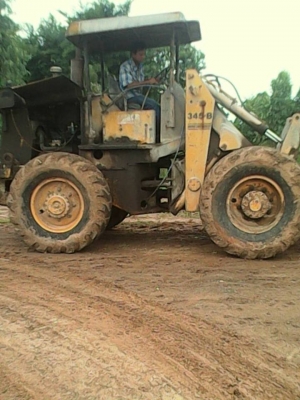 ***ขายแล้วครับขอบคุณ Truck2hand ขายรถตักล้อยาง WHEEL-LOADERS FIAT-ALLIS 345-B เอวแข็ง เครื่องยนต์ 4สูบ 80HP เครื่องดี แรงดี ปั้มดี ทำงานปกติ บุ้งกี๋สภาพดี แขนเดิม ไม่แตกไม่ร้าว ยางดี4เส้น บอดี้เดิม สีสันพอได้ รถใช้งานทำงานปกติ ทำงานดีเร็ว ยกดีตักดีไม่ยุบ ***ขายแล้วครับขอบคุณ Truck2hand ขายรถตักล้อยาง WHEEL-LOADERS FIAT-ALLIS 345-B เอวแข็ง เครื่องยนต์ 4สูบ 80HP เครื่องดี แรงดี ปั้มดี ทำงานปกติ บุ้งกี๋สภาพดี แขนเดิม ไม่แตกไม่ร้าว ยางดี4เส้น บอดี้เดิม สีสันพอได้ รถใช้งานทำงานปกติ ทำงานดีเร็ว ยกดีตักดีไม่ยุบ