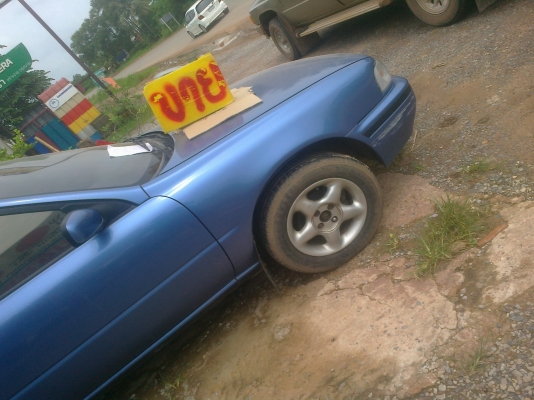 นิสสัน nvเครื่อง1600 cc หัวฉีด พวงมาลัยเพาเวอร์ เกียร์ออโต้ กระจกไฟฟ้า สีไม่ผุเครื่องนิ่มมาก แอร์เย็นเจียบครับ เล่มทะเบียนพร้อมโอน