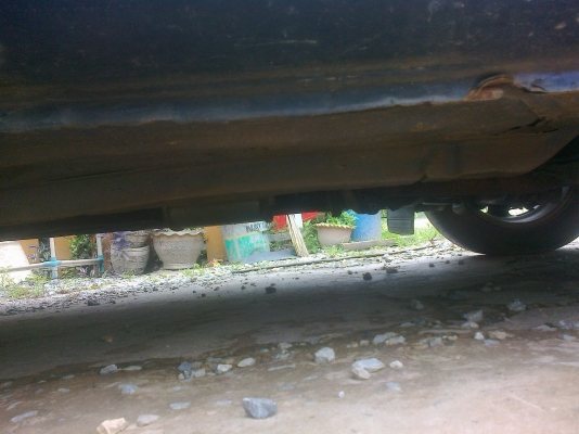 นิสสัน nvเครื่อง1600 cc หัวฉีด พวงมาลัยเพาเวอร์ เกียร์ออโต้ กระจกไฟฟ้า สีไม่ผุเครื่องนิ่มมาก แอร์เย็นเจียบครับ เล่มทะเบียนพร้อมโอน